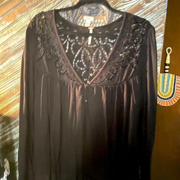 Free People button down blouse   - Picture 2 of 7